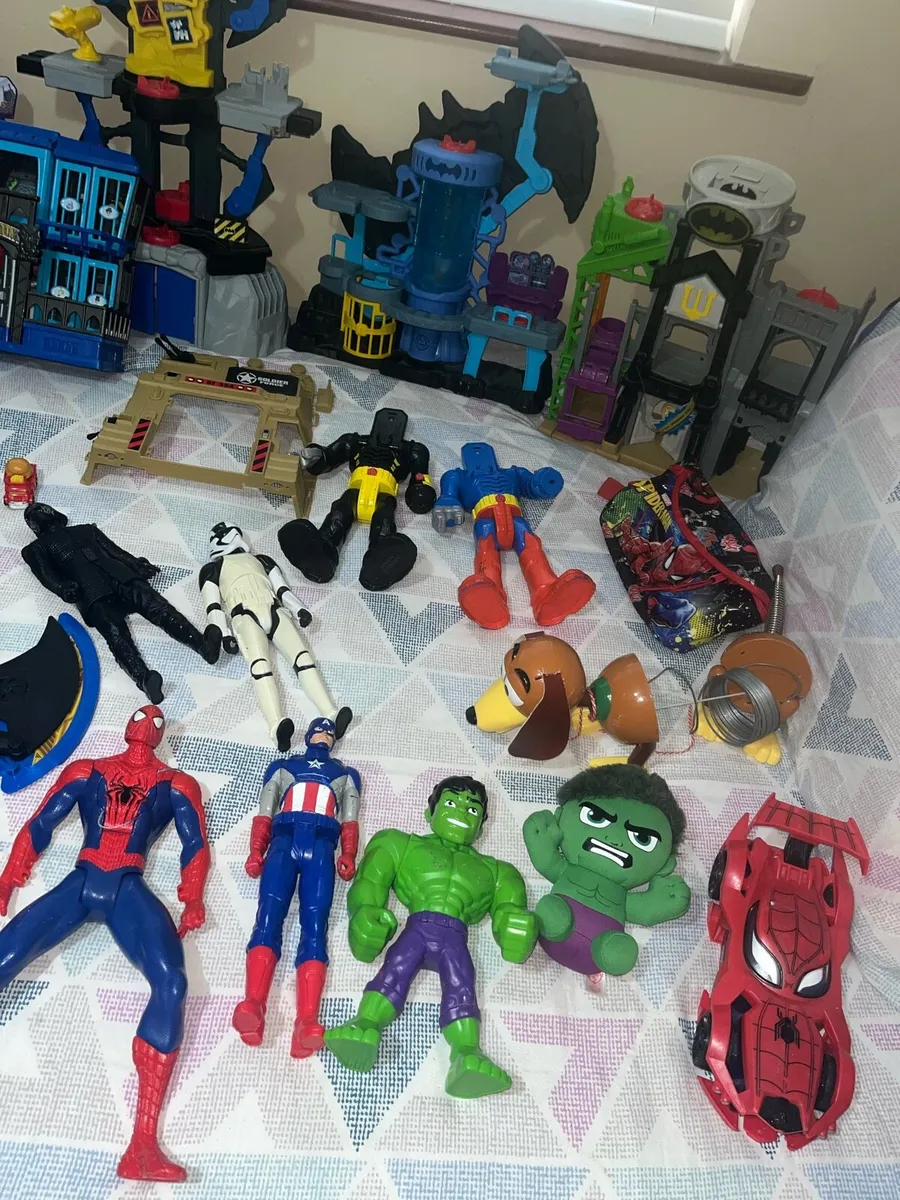 Large boys toy bundle - Image 2