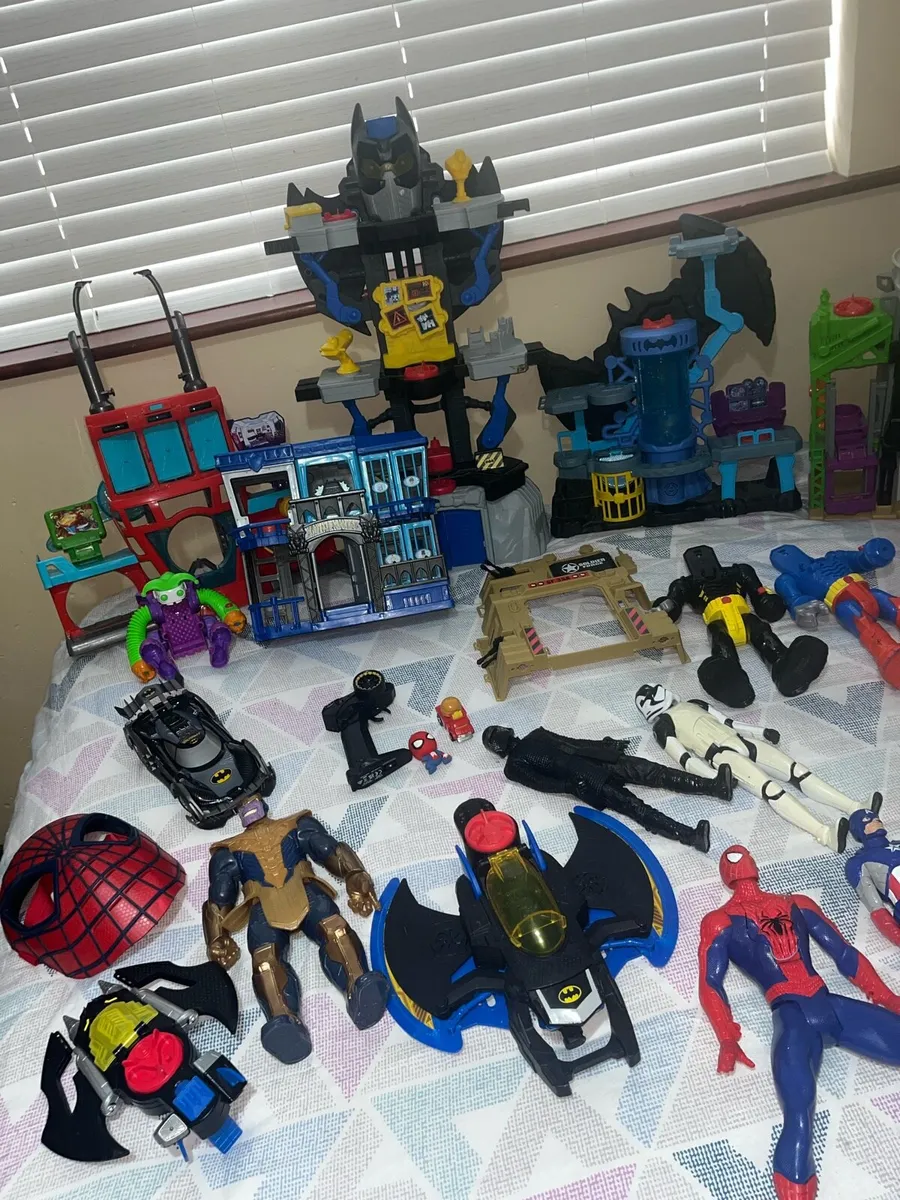 Large boys toy bundle - Image 4