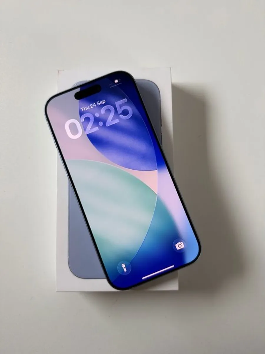 Apple iPhone 17 | 256 GB | Like Brand New | Mist Blue | Warranty - Image 1