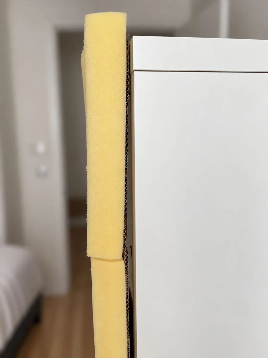IKEA KALLAX 2×4 shelving unit - Image 4