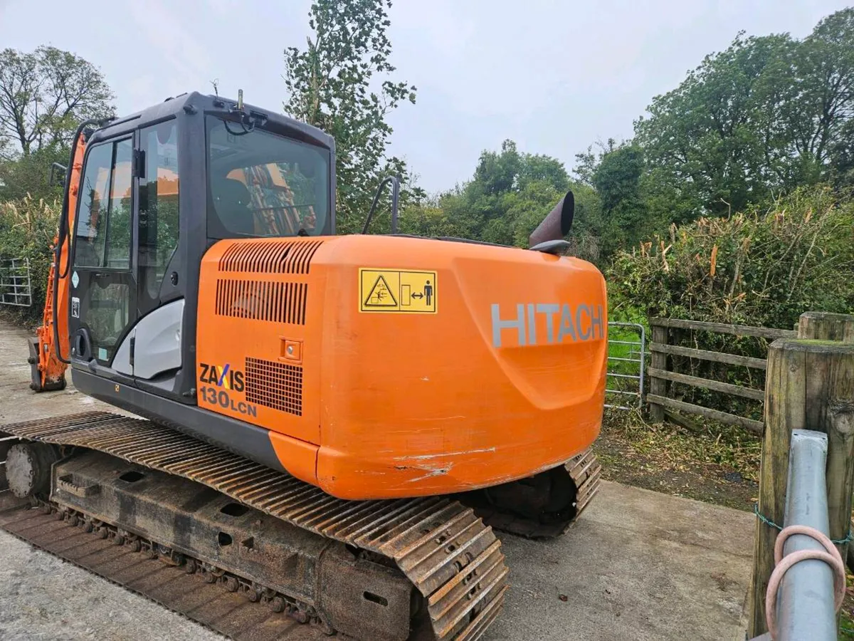 Hitachi 130-5 - Image 3
