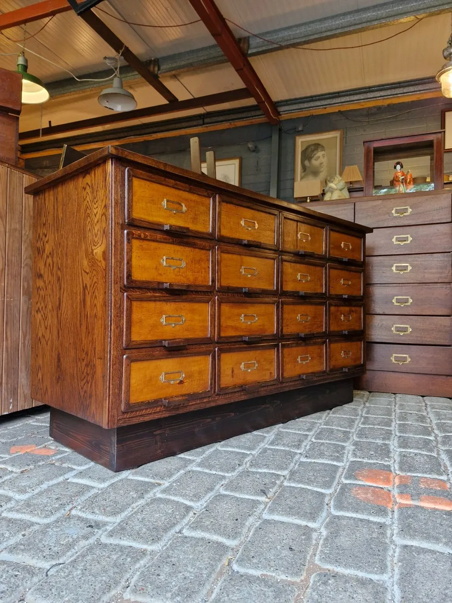 Cabinet - Image 3