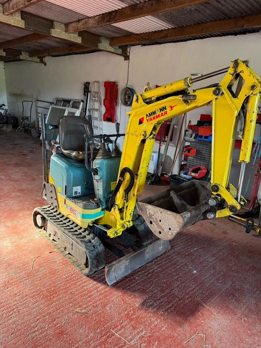 Micro digger mini digger - Image 1