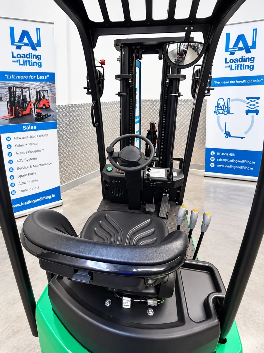 Electric Forklift - Image 4