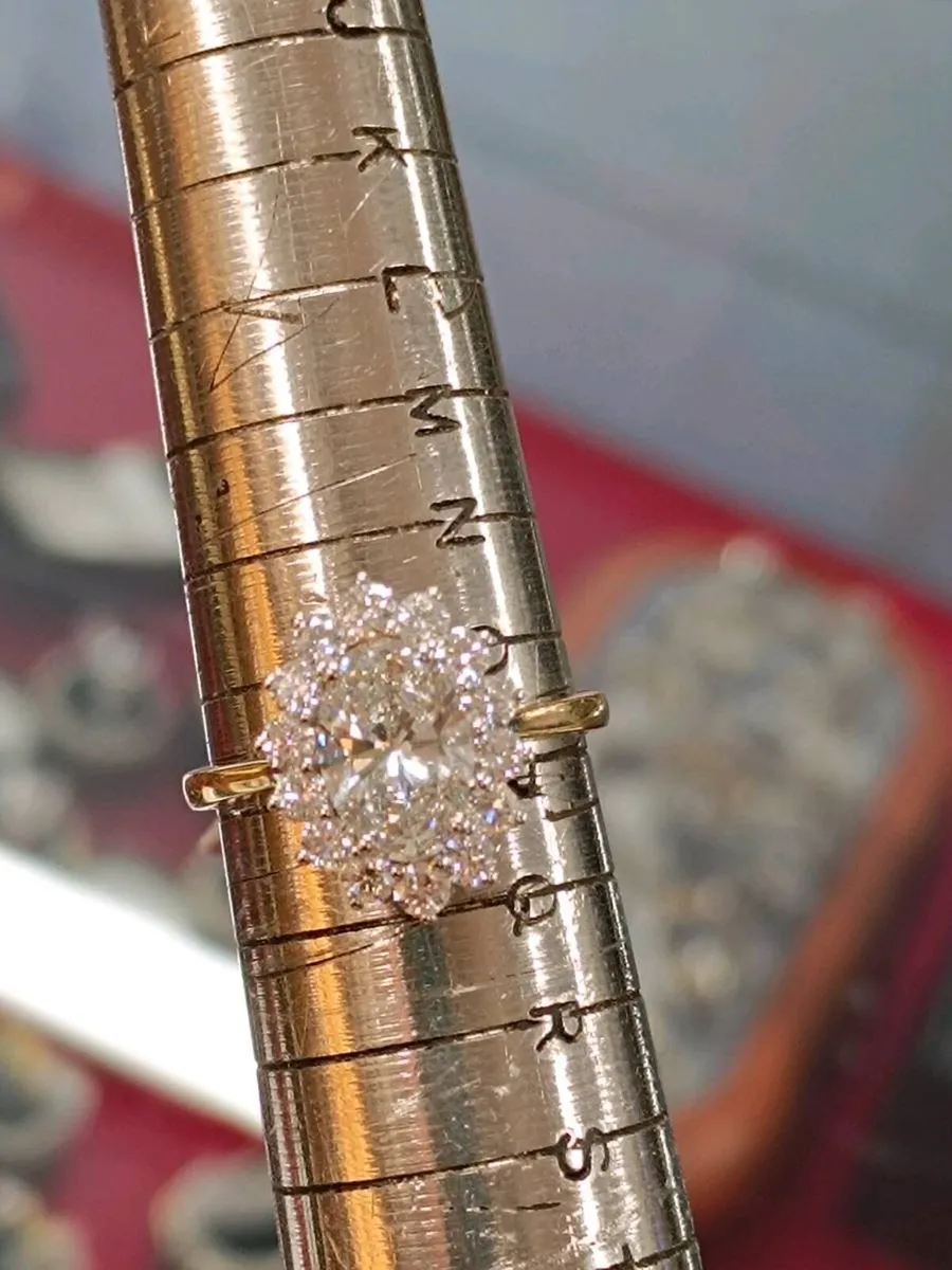 Lab Diamond Ring 2.5 ca , 18k Yellow Gold - Image 3