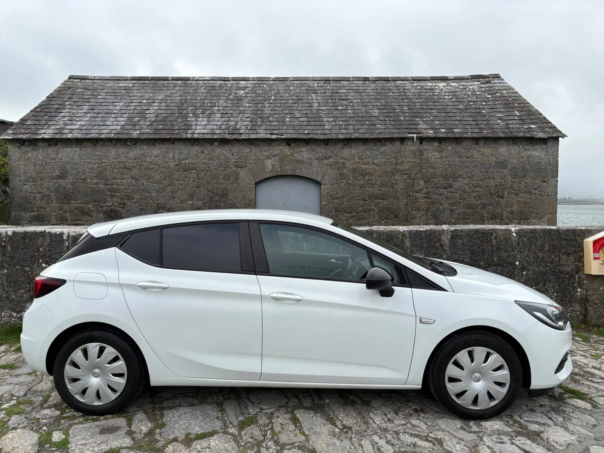 2022 Opel Astra CDTI Low KLM’s Includes VAT - Image 3