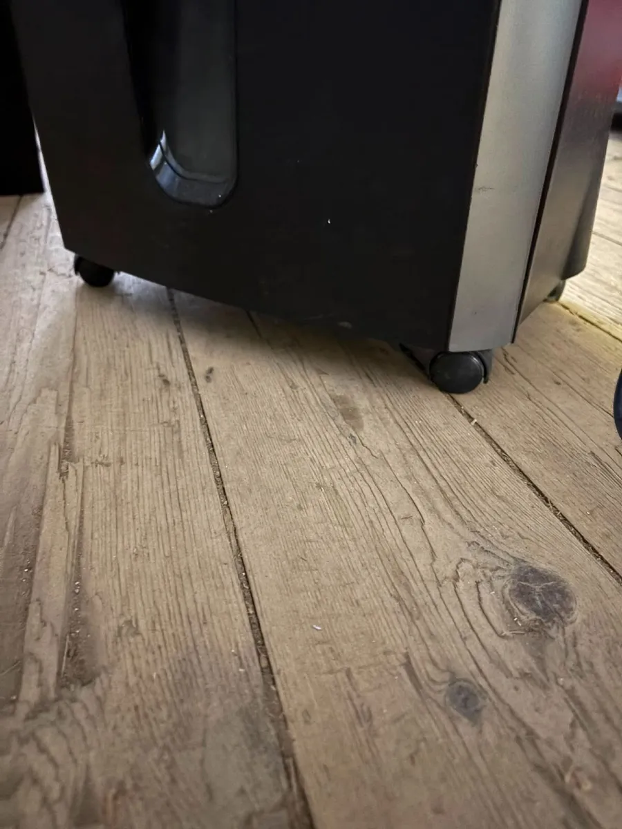 Fellowes 73Ci 4x38mm Cross Cut Shredder -£75+VAT - Image 3