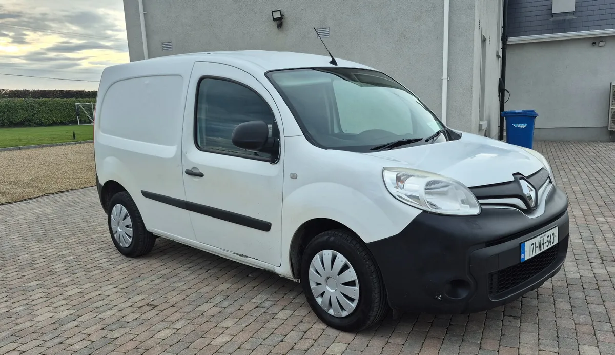 2017 Renault Kangoo - Image 1