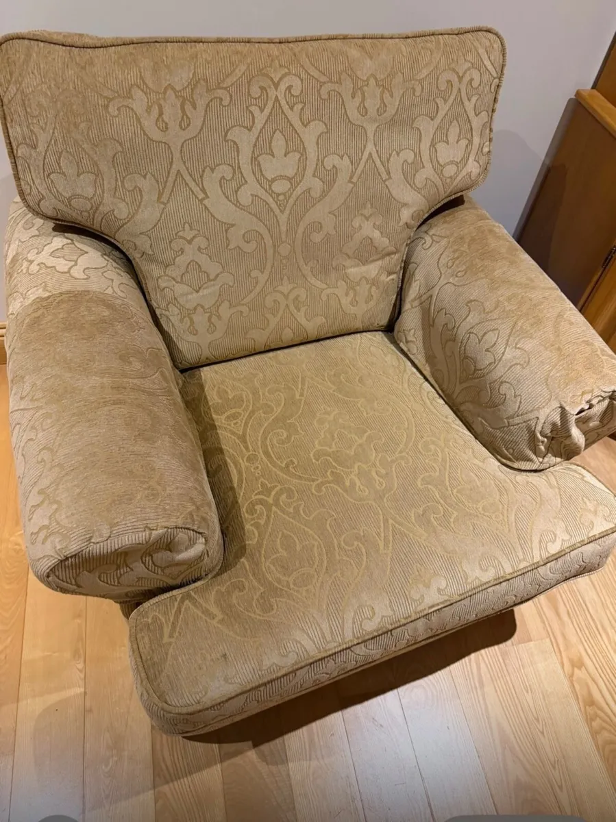 Suite of furniture - Image 3