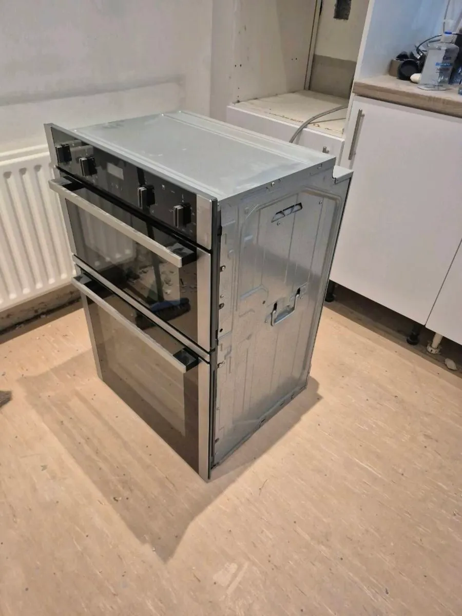 NEFF oven with built-in grill plus Electric hob - Image 2