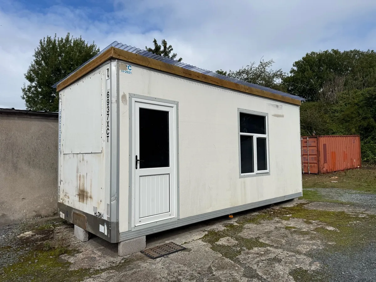 20ft office container fully finished inside - Image 1