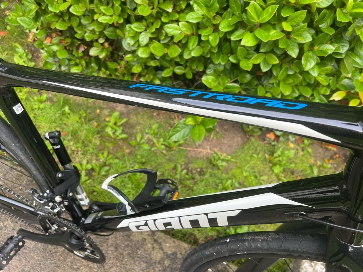 Giant Fastroad - Image 2
