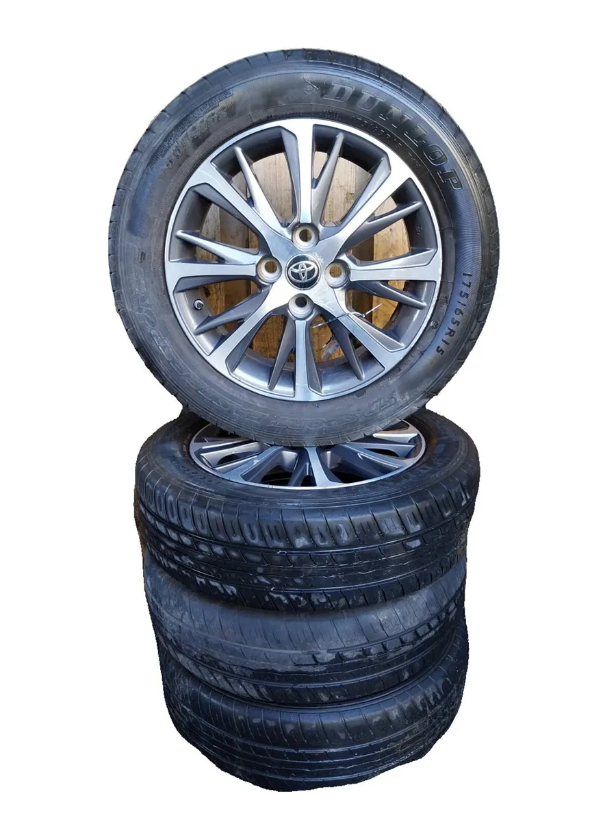2020 Toyota Yaris 15" Alloy Wheels Set 175/65/R15 - Image 1