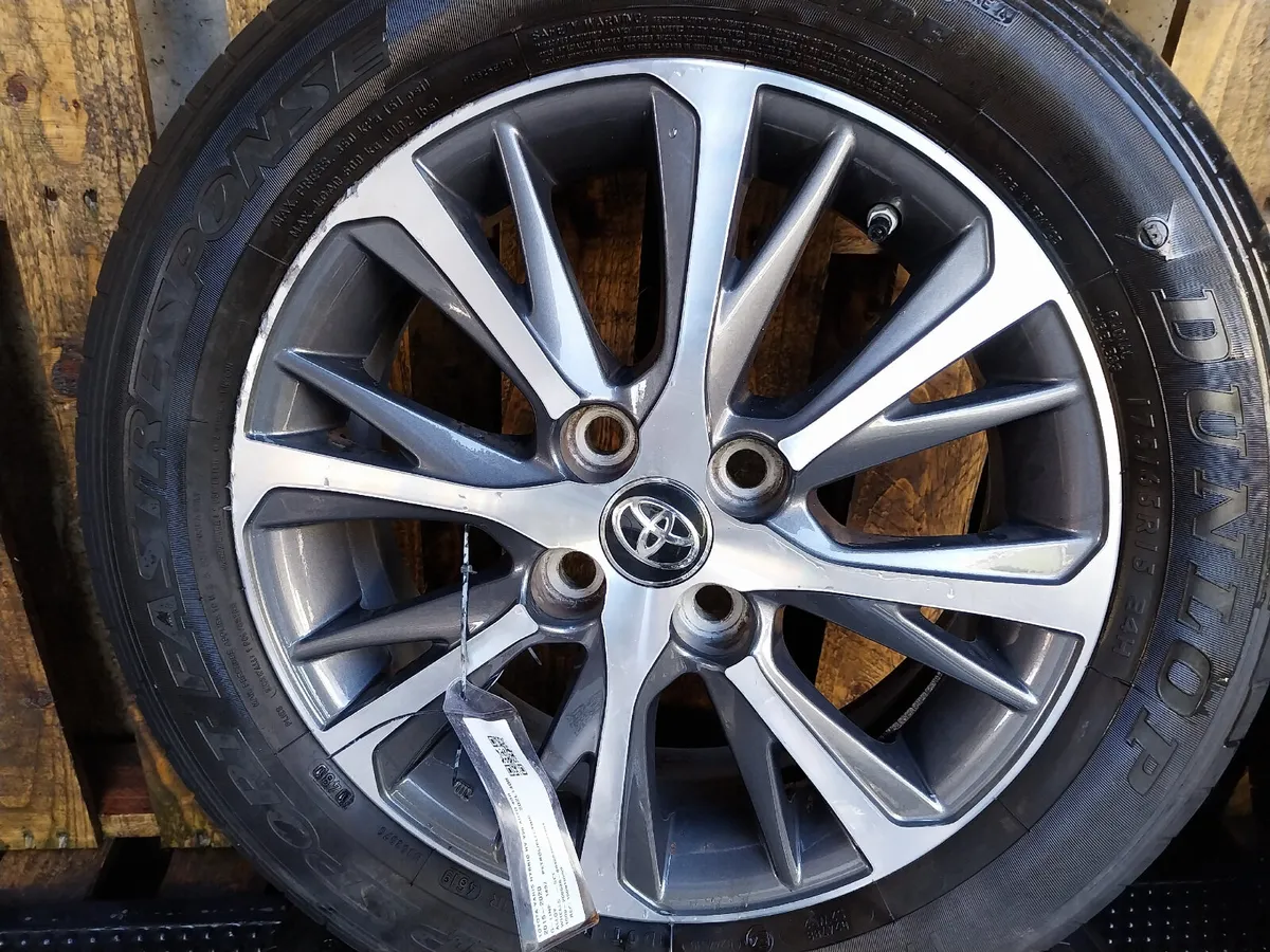 2020 Toyota Yaris 15" Alloy Wheels Set 175/65/R15 - Image 3