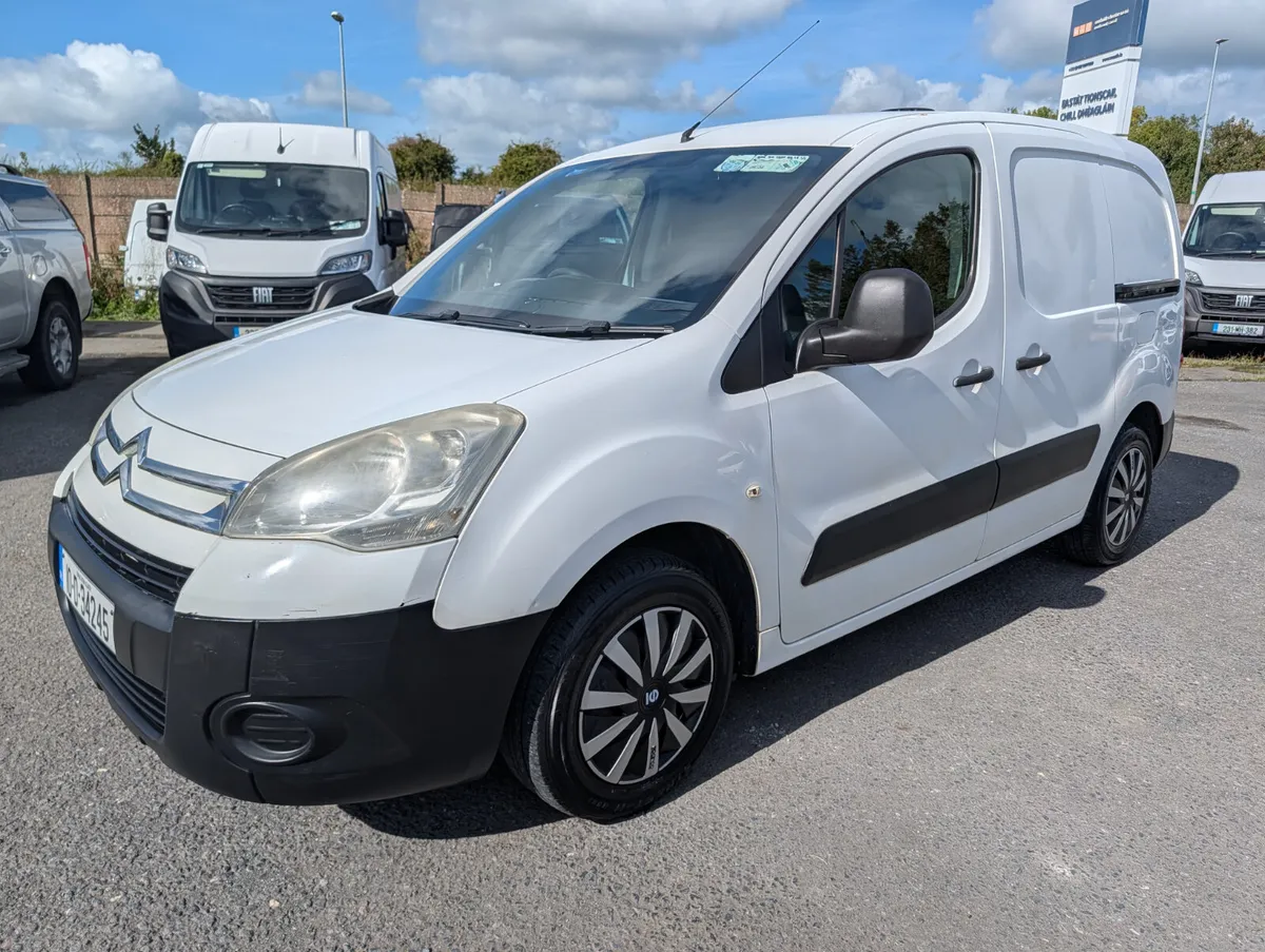 Citroen Berlingo 3 seater 06/2027 test - Image 1