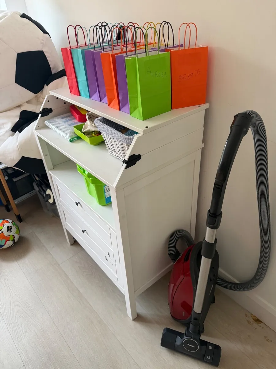 Baby changing table - Image 3