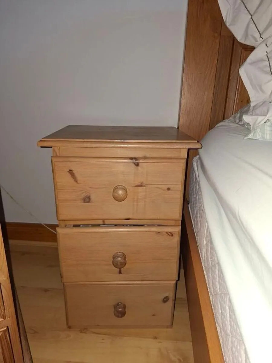 High quality Country Pine Bedroom Furniture - Image 4