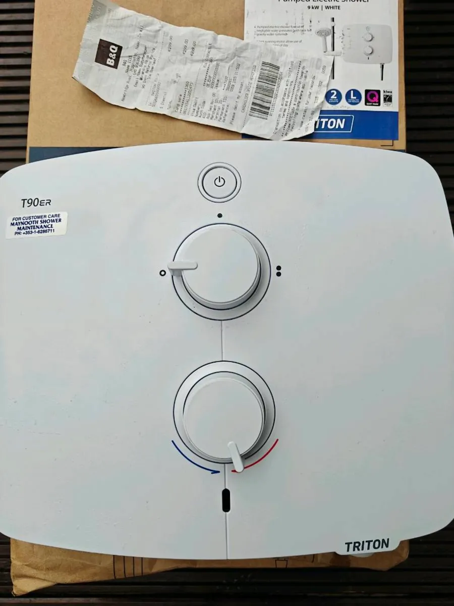 Electric shower - Image 1