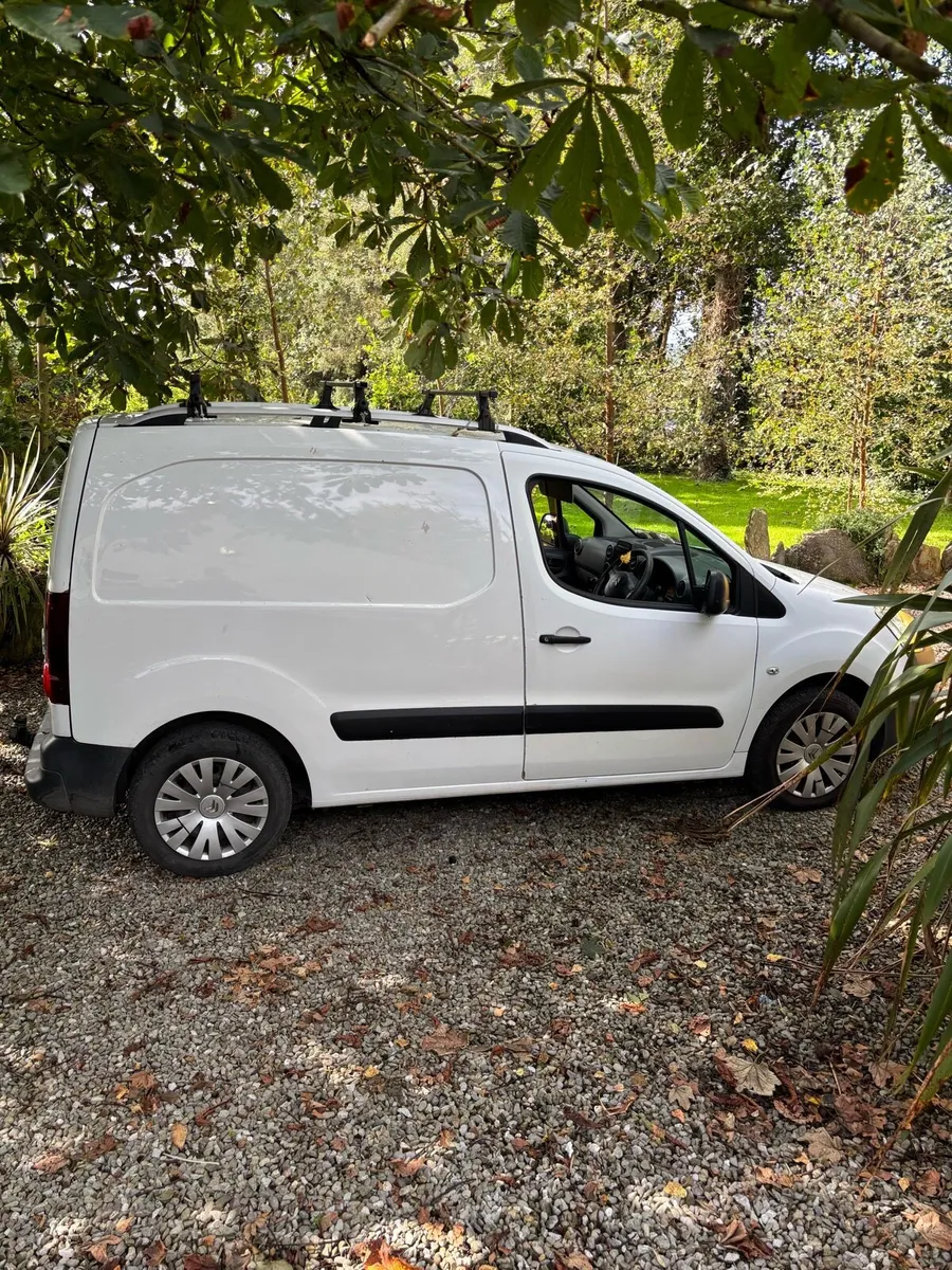 2015 Citroen berlingo - Image 2