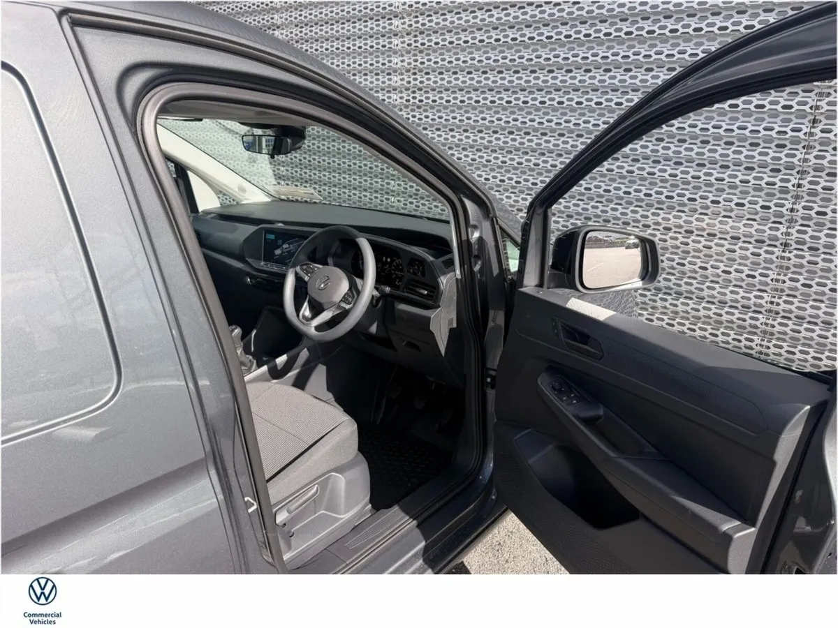 Volkswagen Caddy CARGO BUSINESS 102HP MANUAL - Image 2