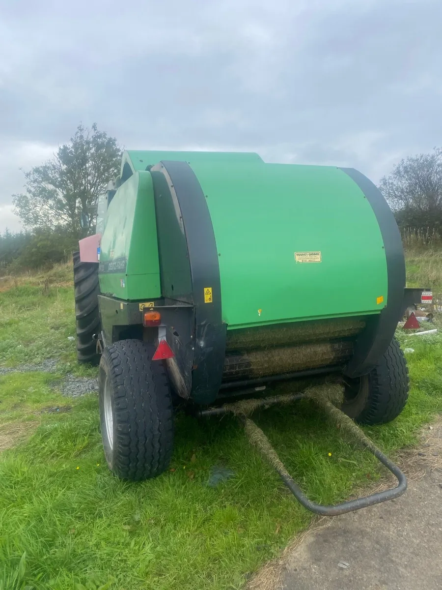 Deutz round baler - Image 3