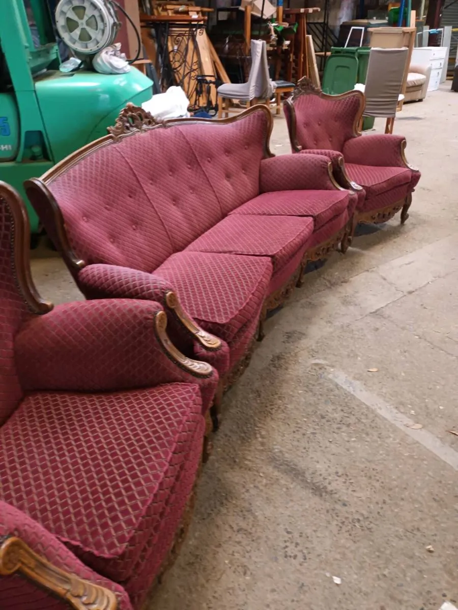Sofa - Image 4