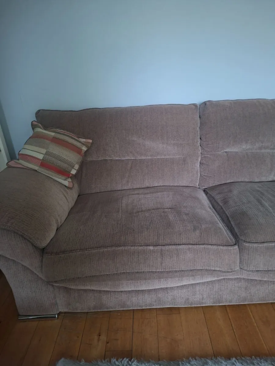 Sofa - Image 3