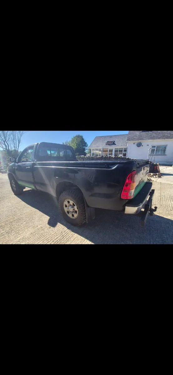 Toyota Hilux 2007 - Image 3