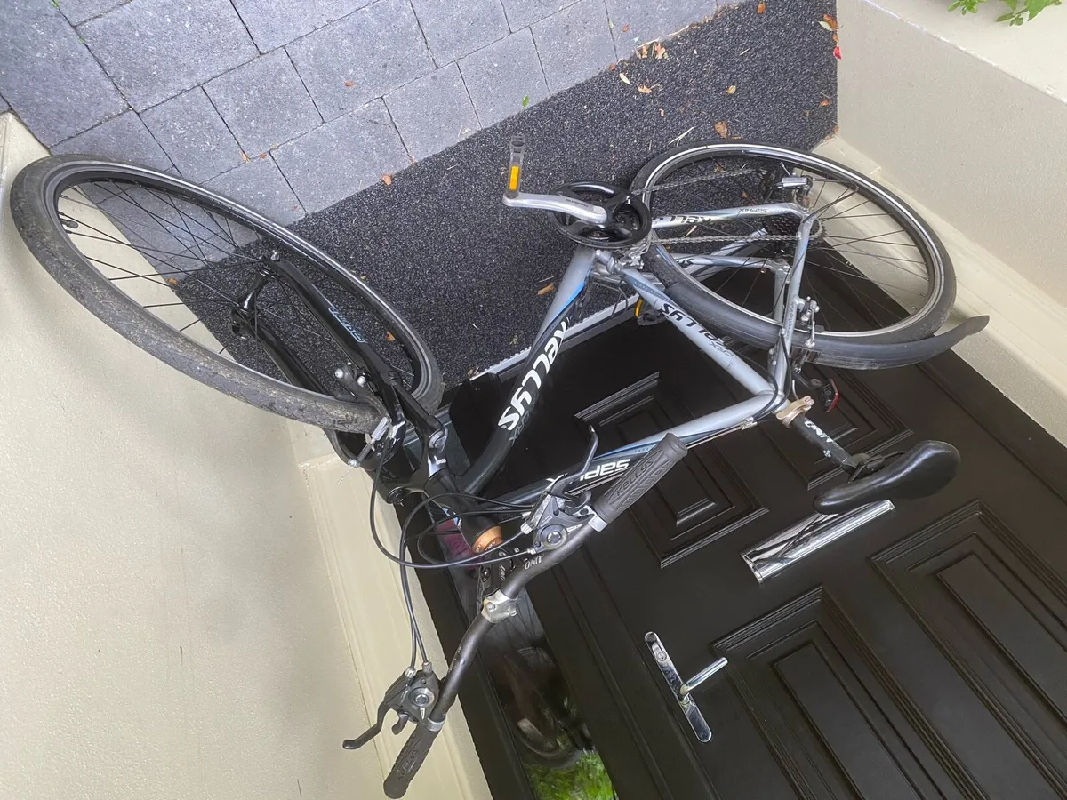 Kellys saphix hybrid Large 28 inch wheels 24 - Image 3