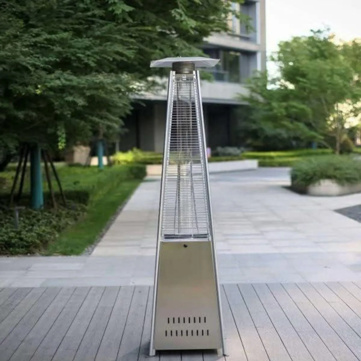 13kW Pyramid Gas Patio Heater - Image 4