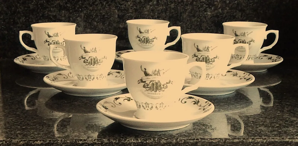 Set of 6 Hendrick’s Gin Cups & Saucers - Image 2