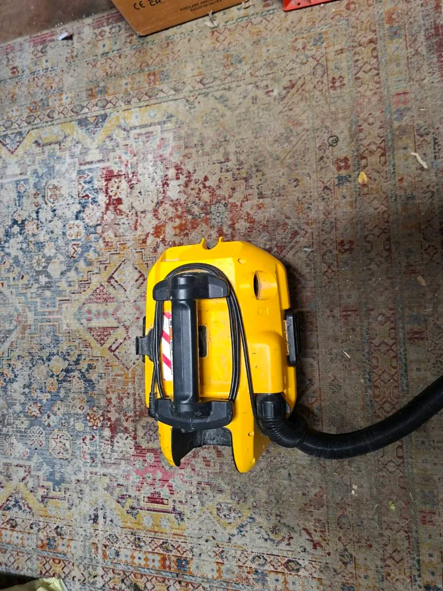 Plumbing fittings and power tools - Image 2