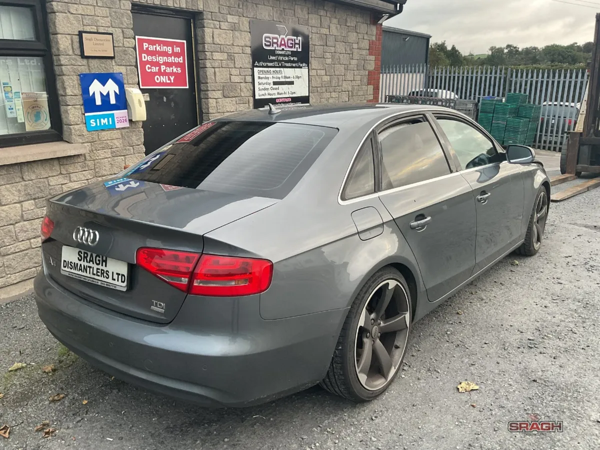 2015 AUDI A4 - Image 4