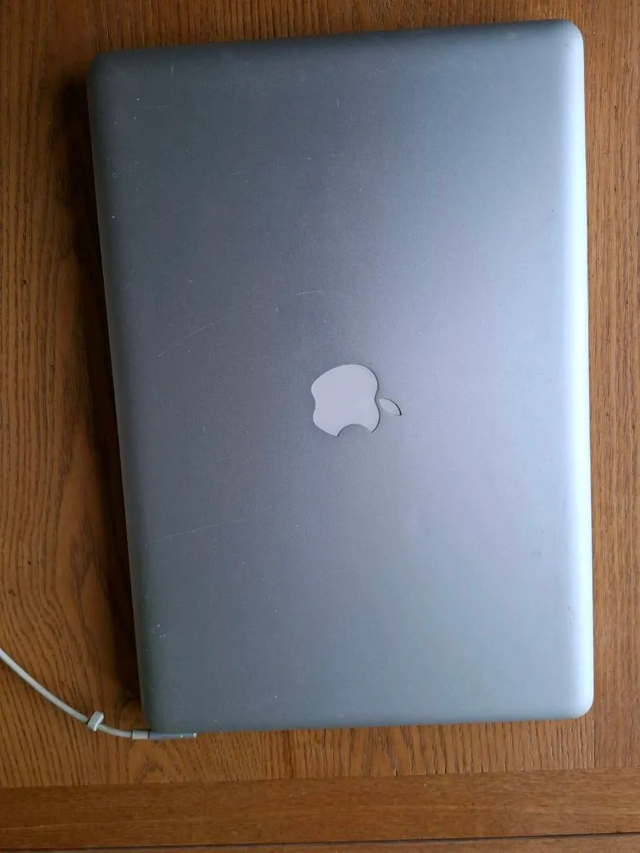Apple Macbook Pro 2010 - Image 3
