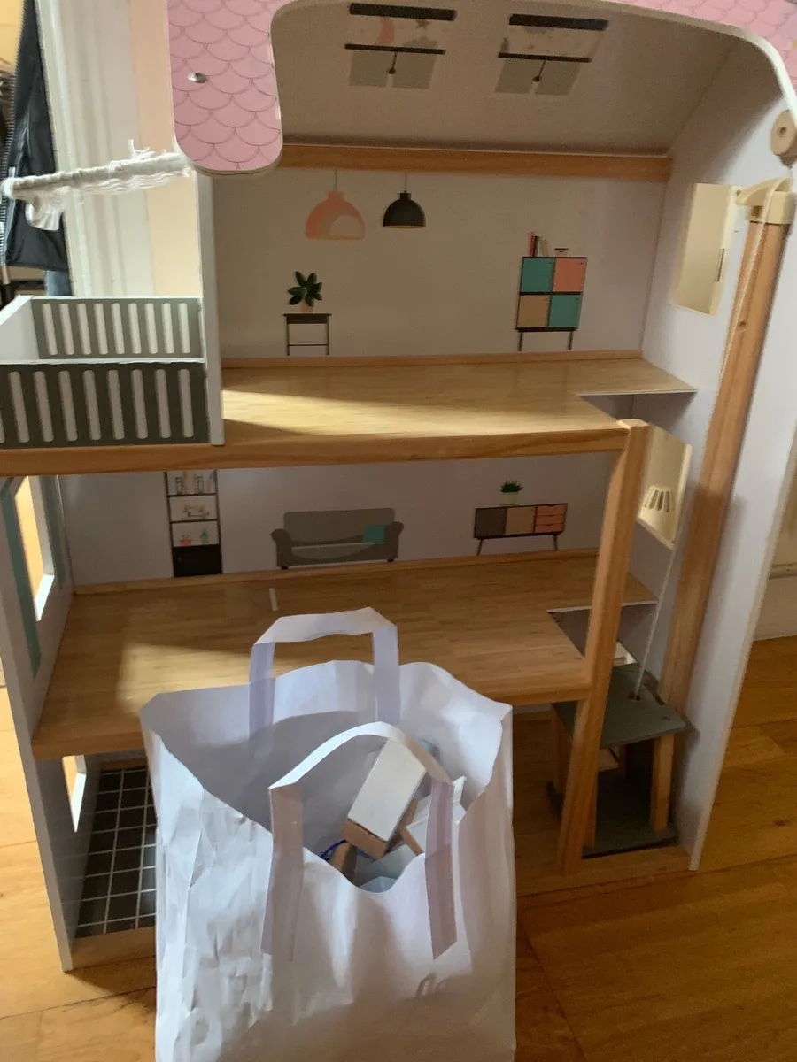 Doll House for free - Image 2