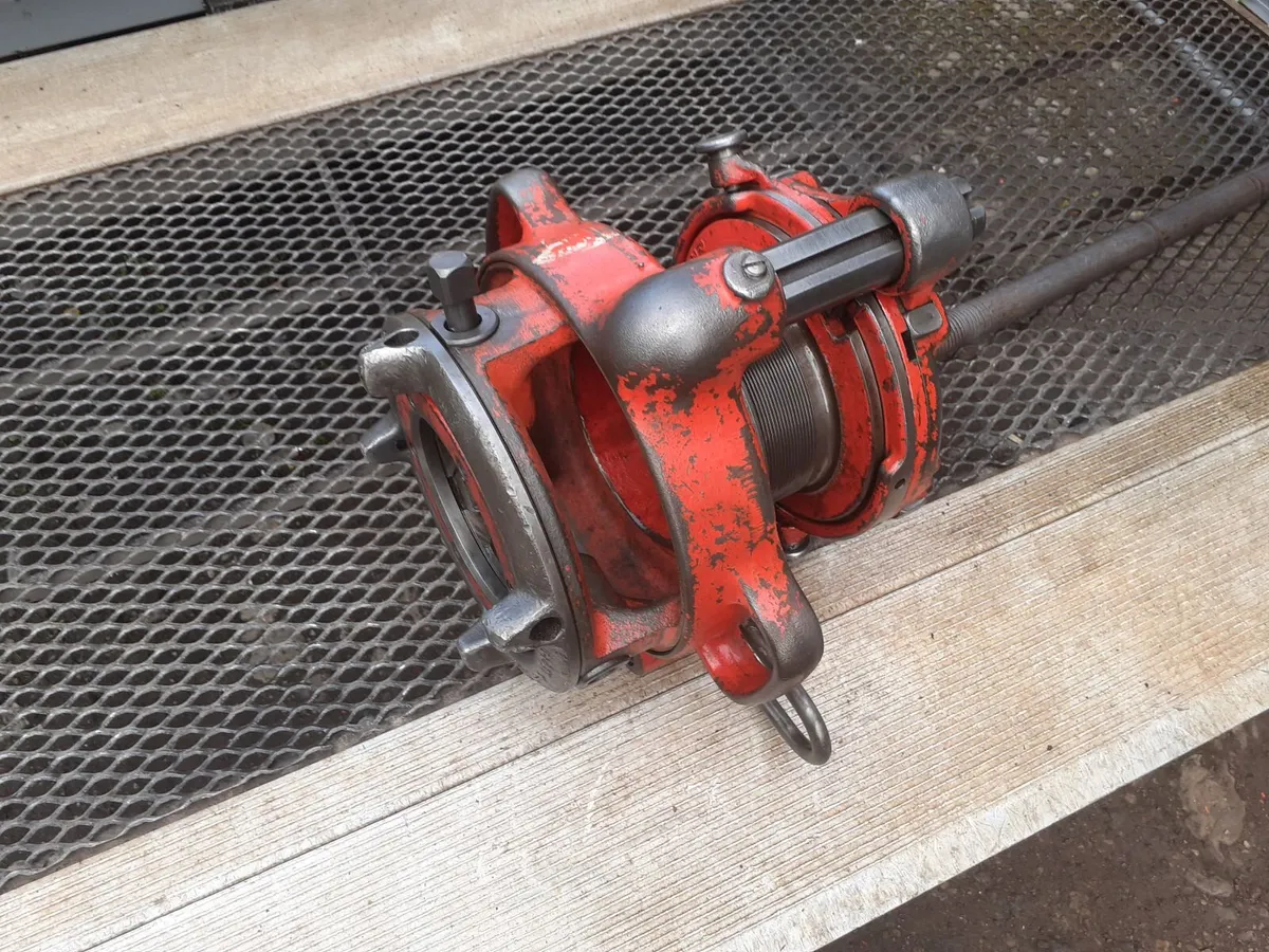 RIDGID 141 THREADING RECEDER - Image 2