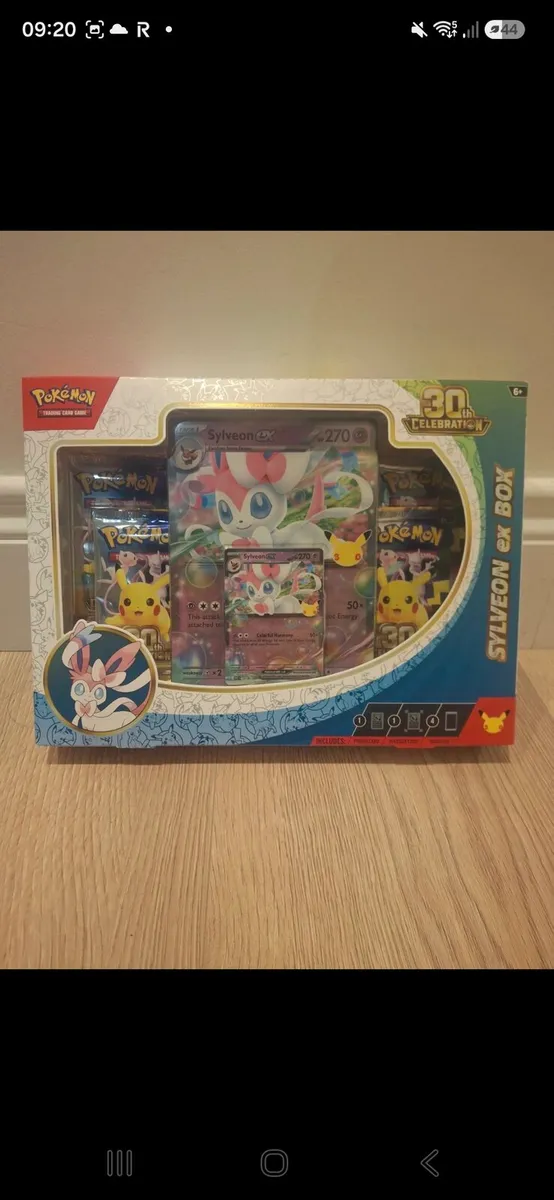 sylveon ex box