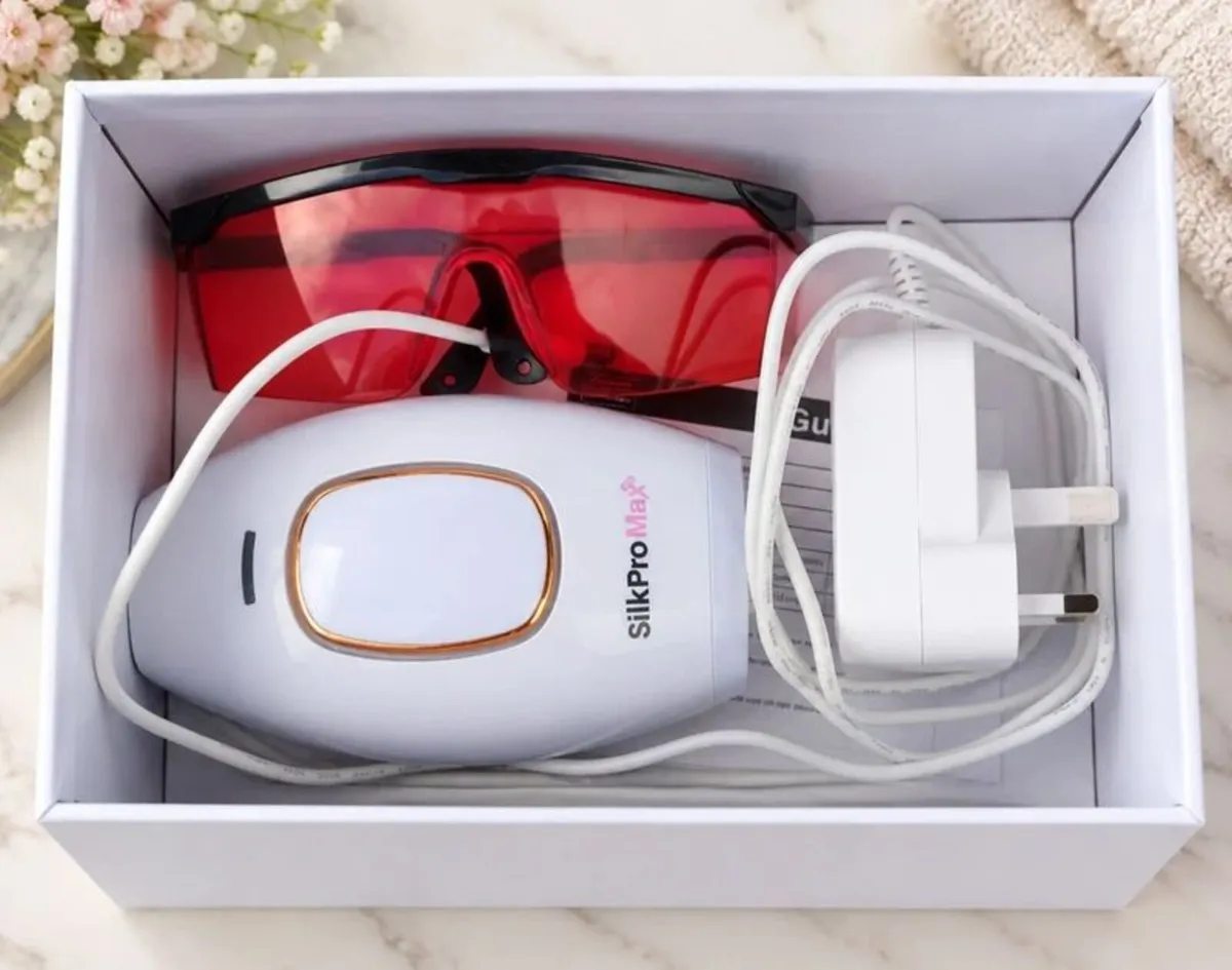 SilkProMax Advanced IPL Hair Removal Handset - Image 3