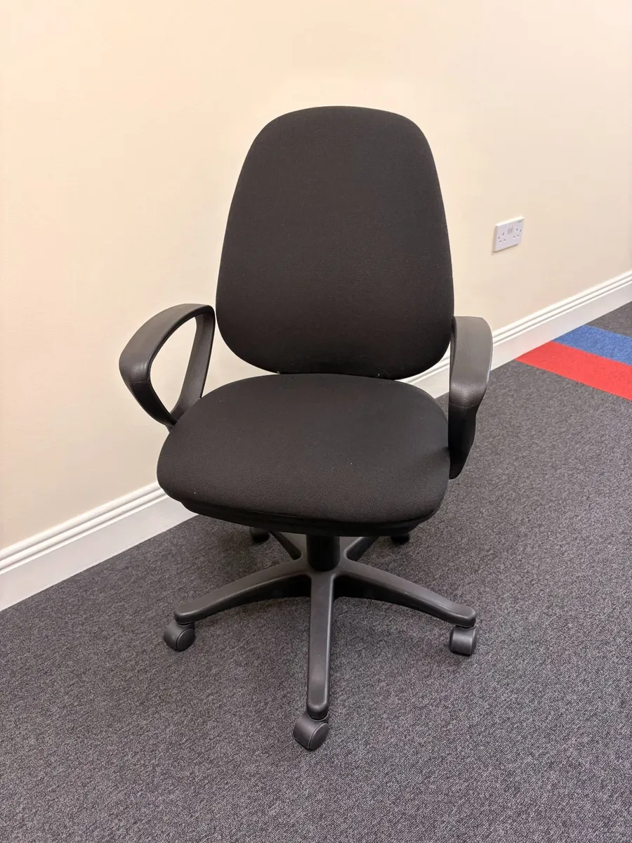 Office Desks - Image 3