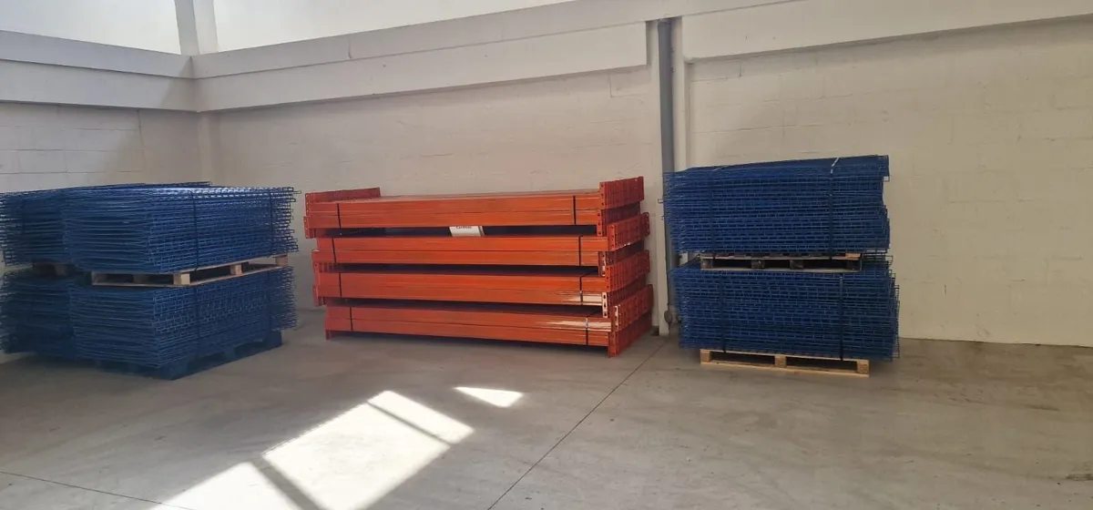 Like New Pallet Racking / Shelving - Image 4
