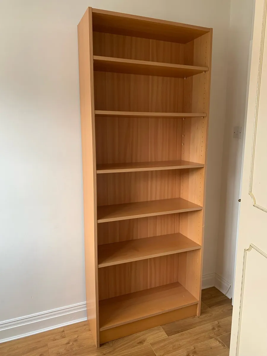 Bookshelf - tall standing bookshelf - Image 1