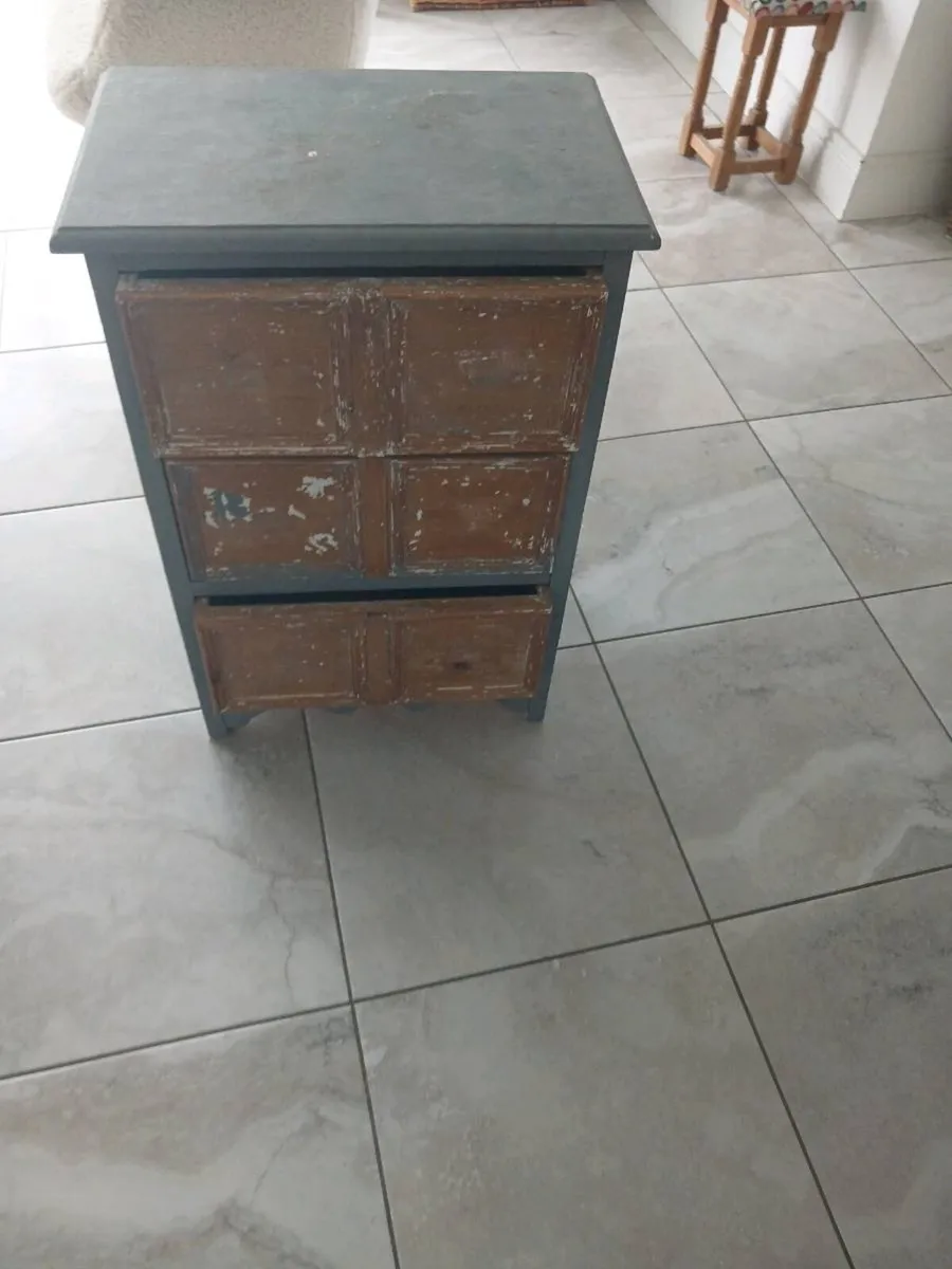 Small pitch pine drawer unit - Image 4