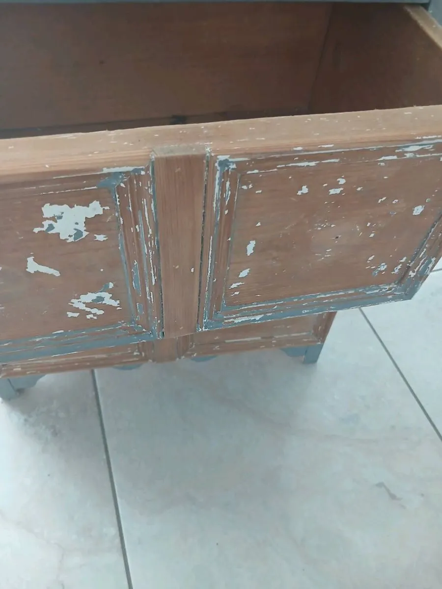Small pitch pine drawer unit - Image 2