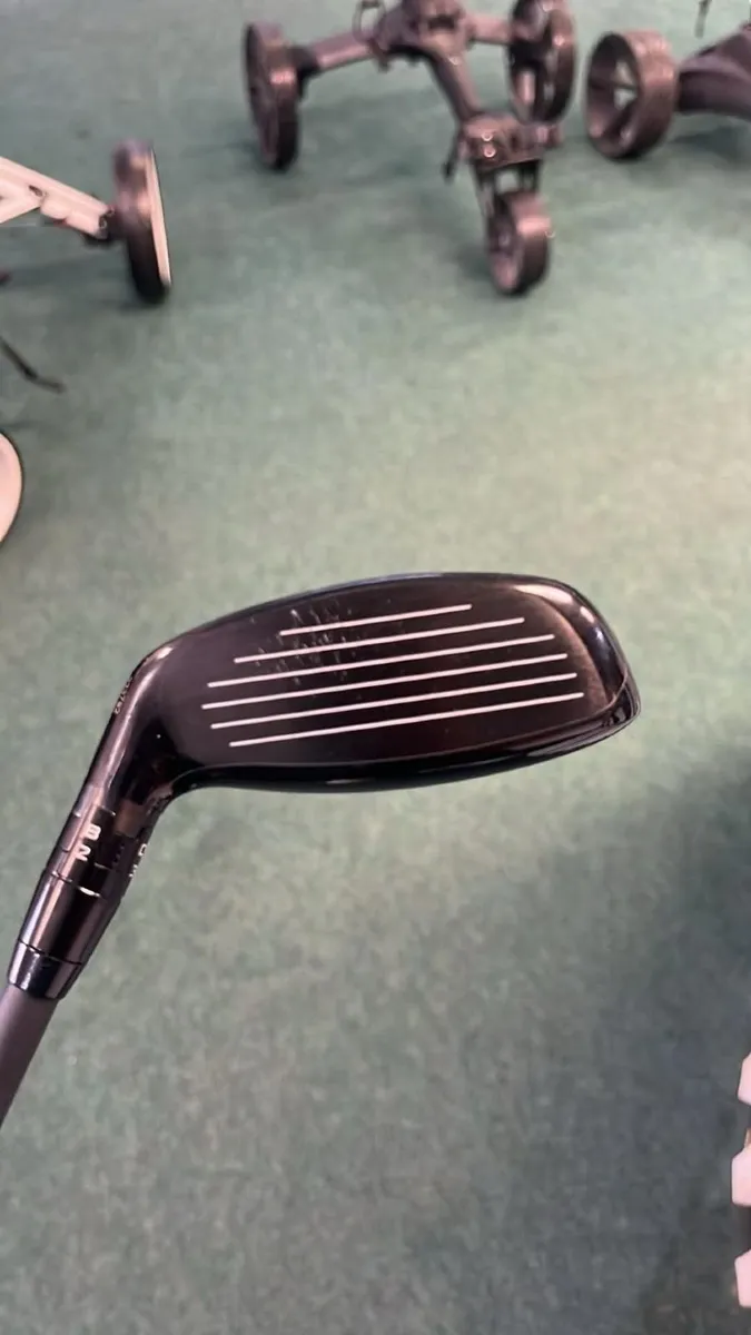 Titleist GT2 3(18') Hybrid Stiff New €359 Now €245 - Image 3