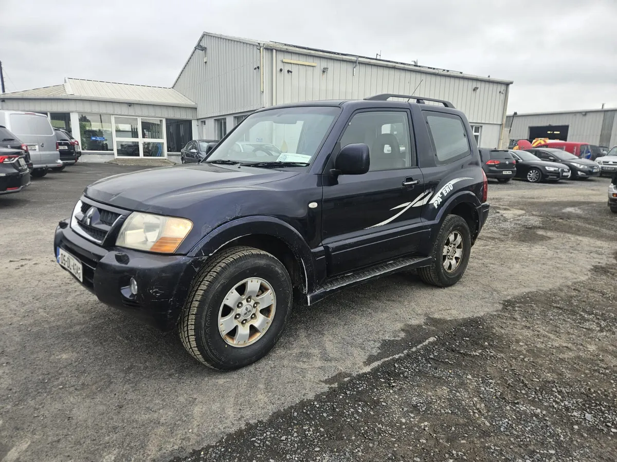 2005 MITSUBISHI PAJERO - ONLY 75,710  MILES - Image 1