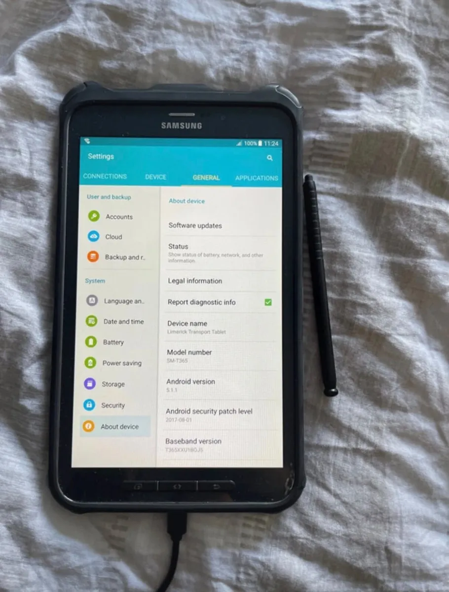 Samsung tablet - Image 2