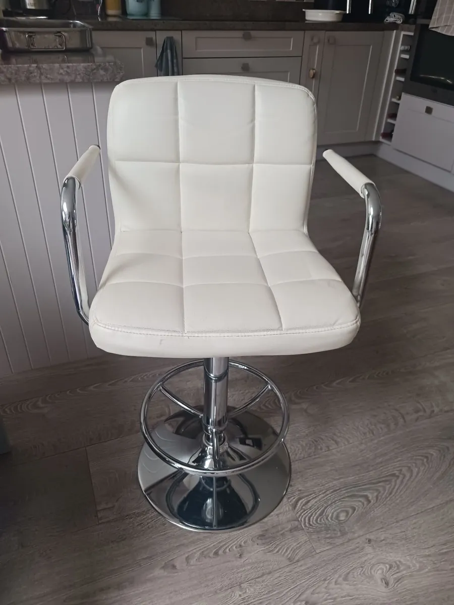 Bar Stool