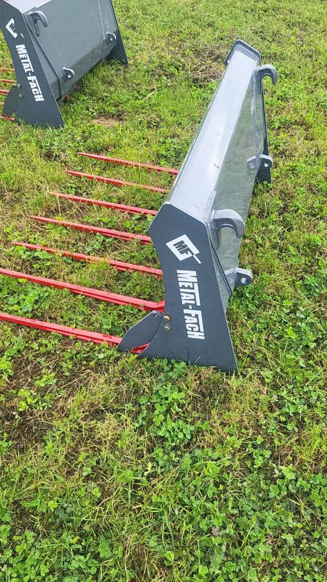 Dung fork