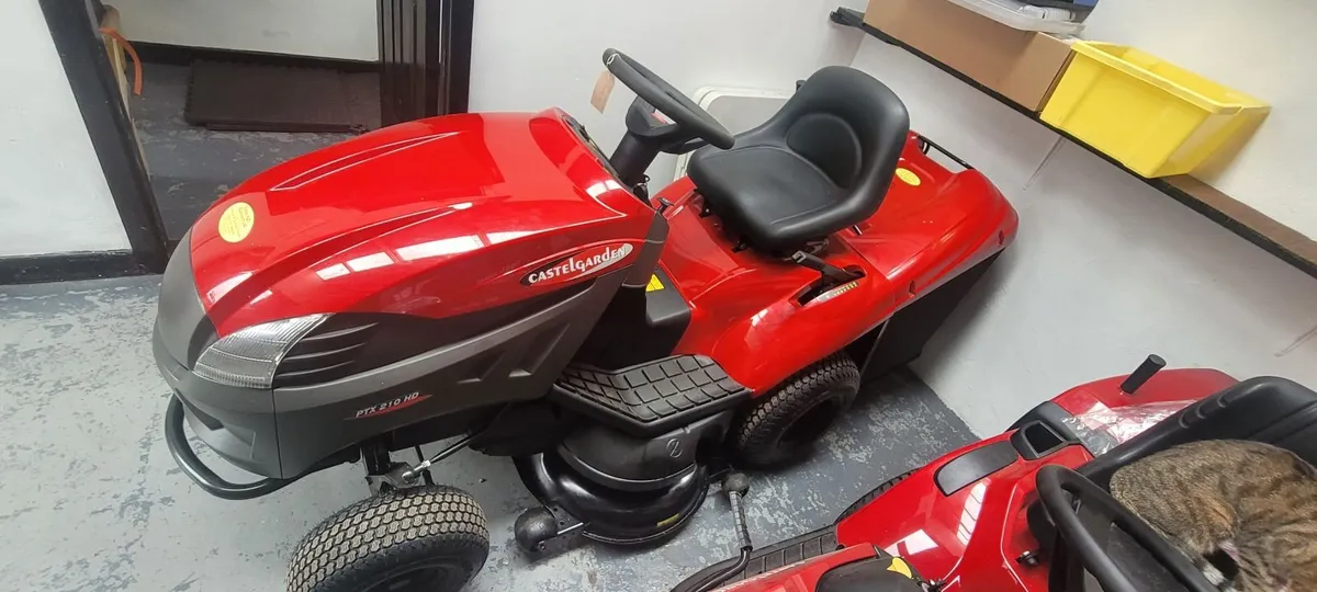 S/H PTX 210 HD Ride on mower - Image 1