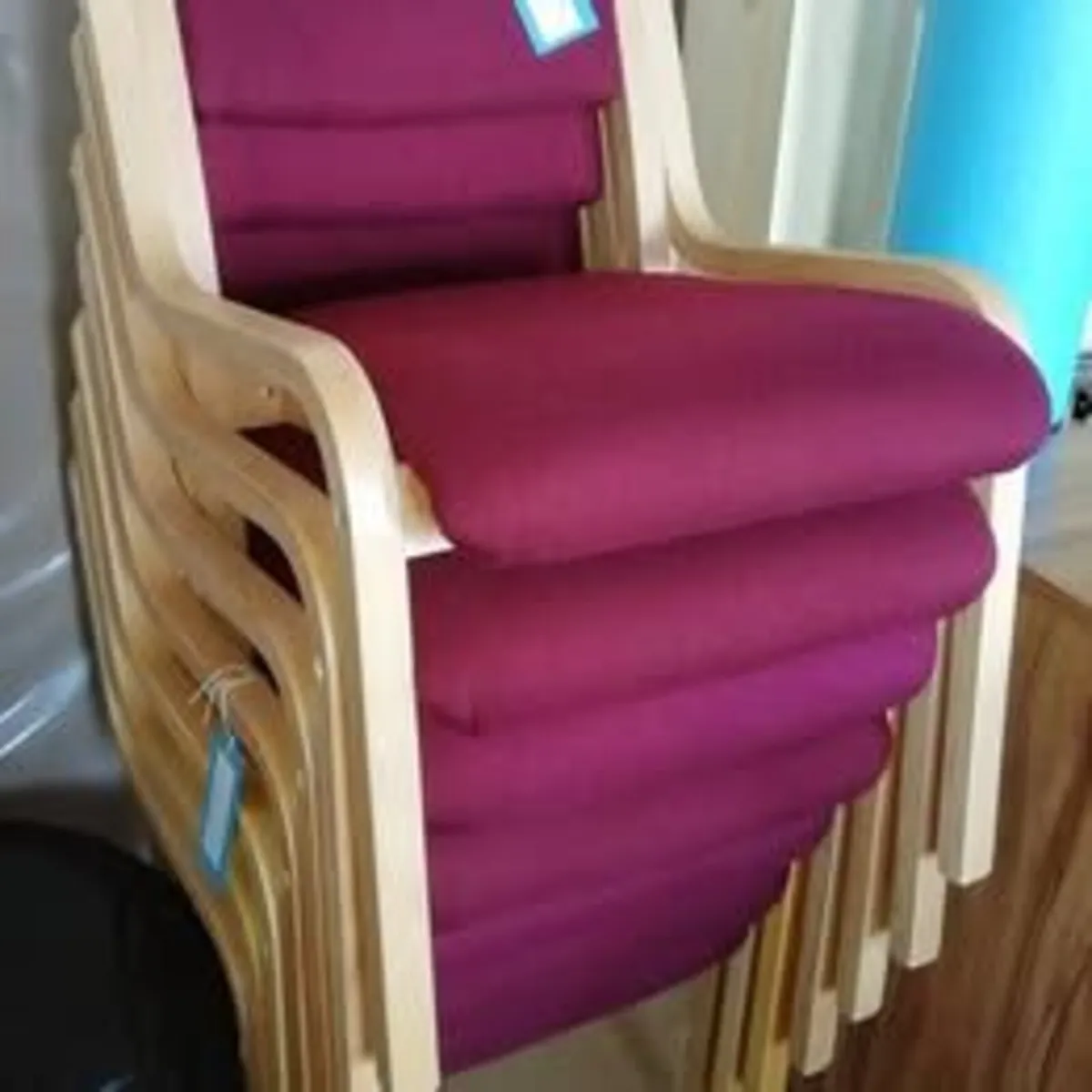 CLEARANCE WOOD FRAMED MEETING CHAIRS - £60.00+VAT - Image 4